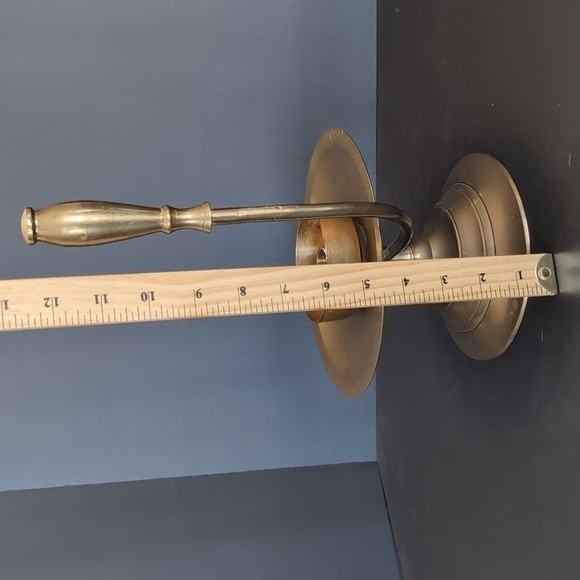 Vintage Brass Chamberstick Taper Candle Holder. - Picture 9 of 10